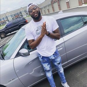 Meet your Posher, Tommy